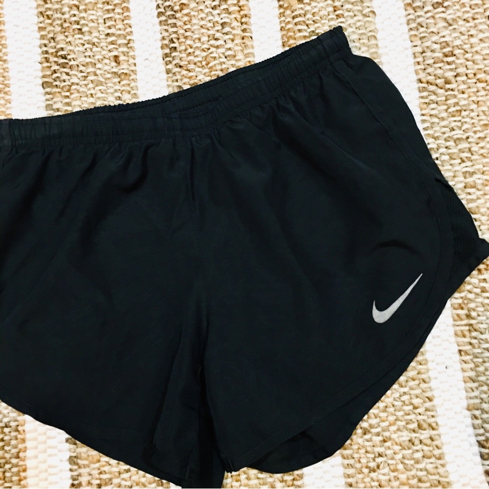 Nike black dri fit activewear running fitness yoga workout gym lined sho…
